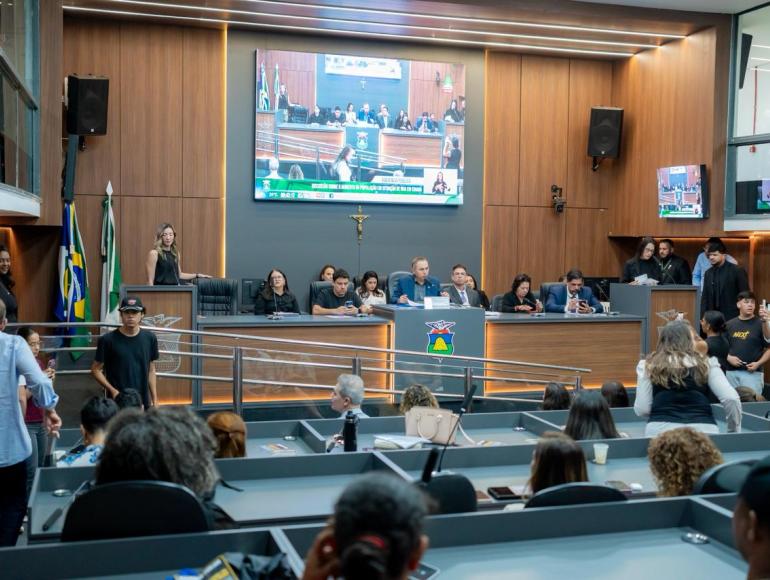 Audiência pública debate crescimento da população em situação de rua e cobra ações permanentes em Cuiabá